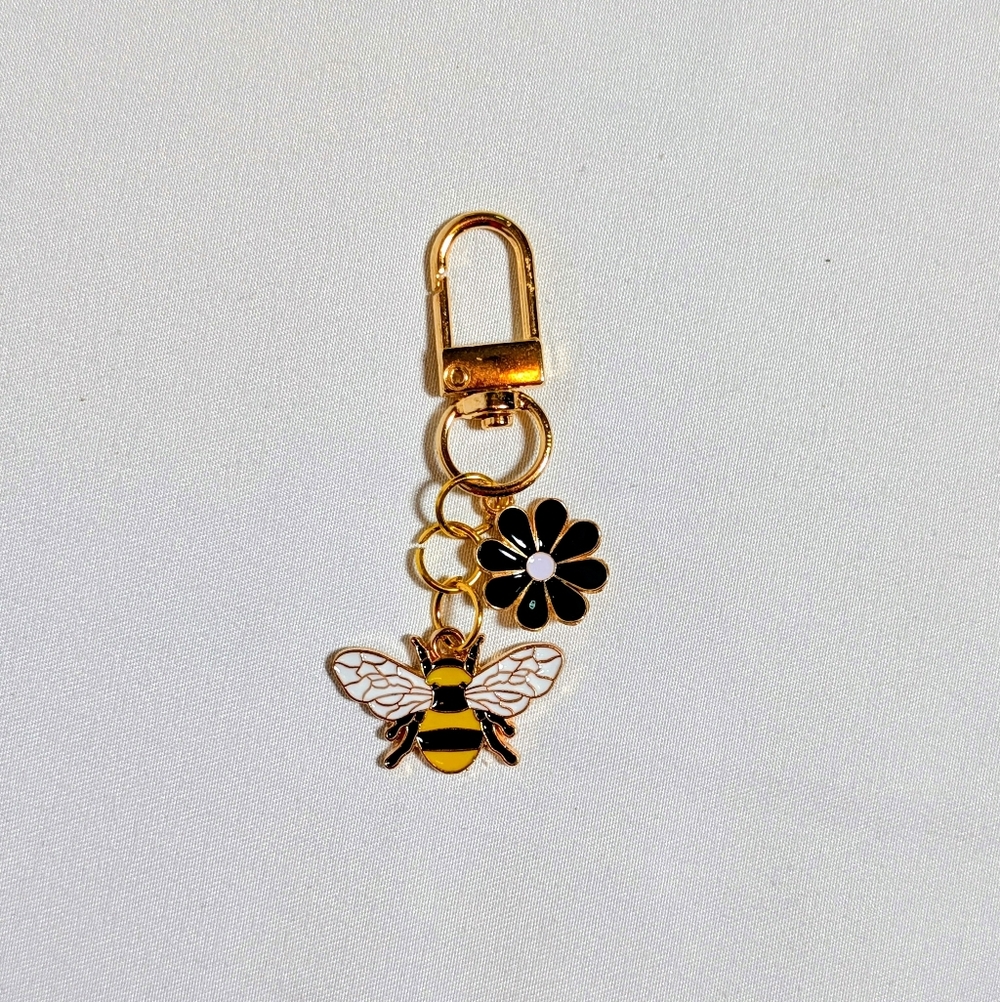 JoJo Styles Mini Bee & Black Daisy Bag Charm / Keychain